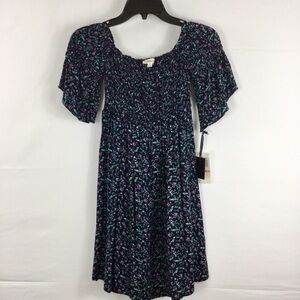 𝅺takara Floral Smocked Dress Size S NWT